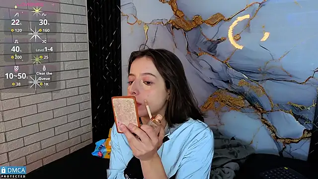 Snapshot of nena_cupcake_ chatting on December 2, 2025, 11:01 am nena cupcake online show from December 2, 2025, 11:01 am