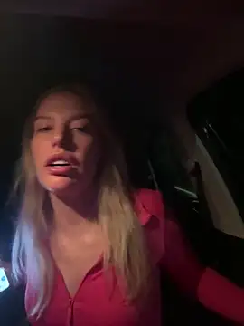 Snapshot of Chloemillerrxx chatting on September 18, 2025, 9:18 pm Chloemillerrxx online show from September 18, 2025, 9:18 pm