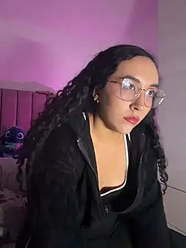 alehia cute online show from June 13, 2026, 11:13 pm