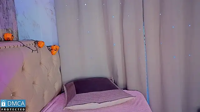 Snapshot of leidy_morales_ chatting on November 8, 2025, 11:14 am leidy morales online show from November 8, 2025, 11:14 am