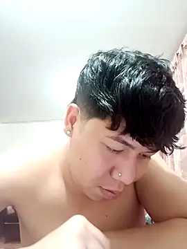 Snapshot of Milky_lea chatting on November 30, 2025, 8:48 am Milky lea online show from November 30, 2025, 8:48 am