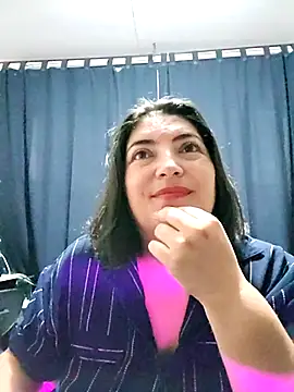 Snapshot of lina_maria99 chatting on November 6, 2025, 10:41 am lina maria99 online show from November 6, 2025, 10:41 am