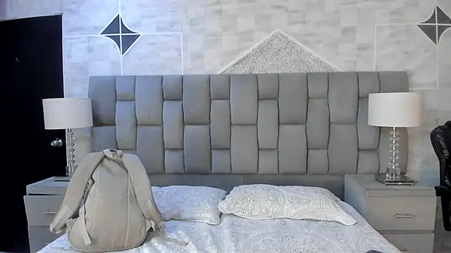 AphroditeSweet online show from February 1, 2026, 3:38 am