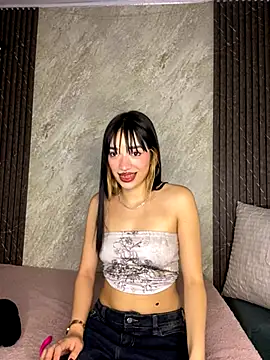 stepha   online show from November 6, 2025, 11:14 am