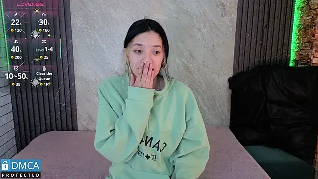 stepha   online show from November 27, 2025, 11:10 am