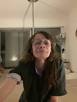 Chris06d22xh online show from March 3, 2026, 9:22 pm