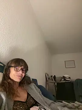 Snapshot of Chris06d22@xh chatting on September 28, 2025, 6:04 pm Chris06d22xh online show from September 28, 2025, 6:04 pm