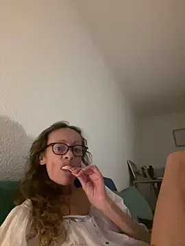 Snapshot of Chris06d22@xh chatting on September 15, 2025, 7:25 pm Chris06d22xh online show from September 15, 2025, 7:25 pm