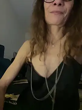 Chris06d22xh online show from December 22, 2025, 7:58 pm