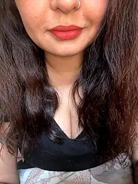 Bhabi Ki Antarvasna online show from October 4, 2025, 9:33 am