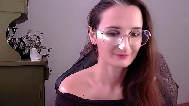 Nova Mystic online show from October 20, 2025, 10:38 am