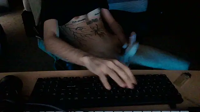 Snapshot of Kryk97 chatting on May 15, 2026, 2:04 pm Kryk97 online show from May 15, 2026, 2:04 pm