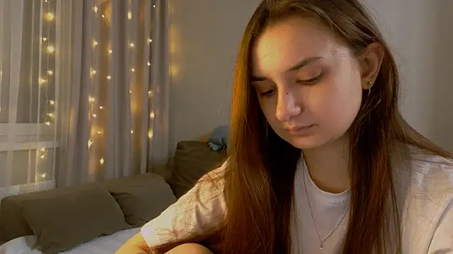 Lelia Vibe online show from March 2, 2026, 5:42 pm