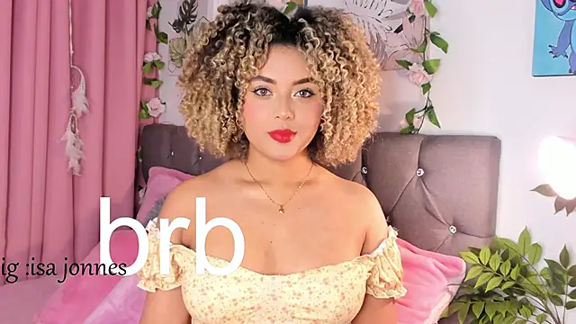 isajonnes18 online show from February 11, 2026, 11:04 pm