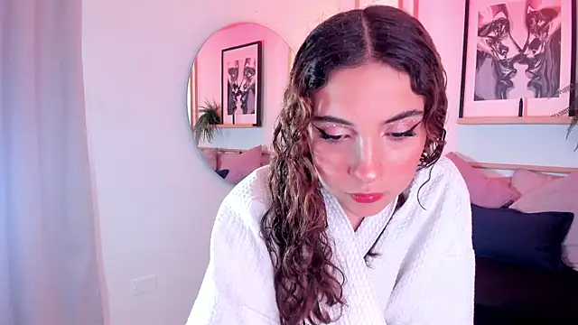 Snapshot of Anseru_ chatting on December 22, 2025, 11:43 am Anseru online show from December 22, 2025, 11:43 am