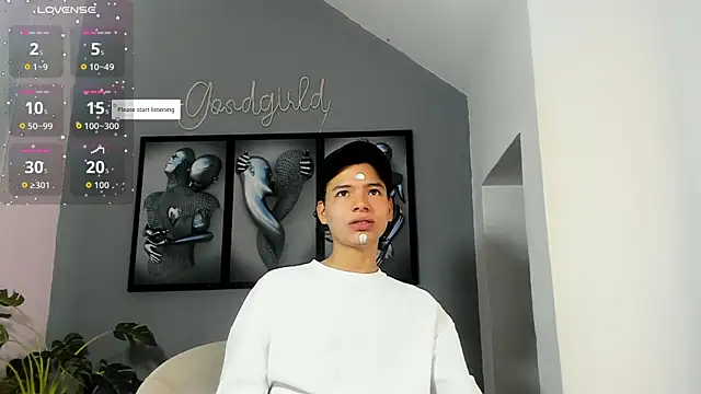 Snapshot of camillo_virgil chatting on October 18, 2025, 10:39 am camillo virgil online show from October 18, 2025, 10:39 am