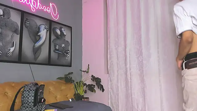 Snapshot of camillo_virgil chatting on December 14, 2025, 11:38 am camillo virgil online show from December 14, 2025, 11:38 am