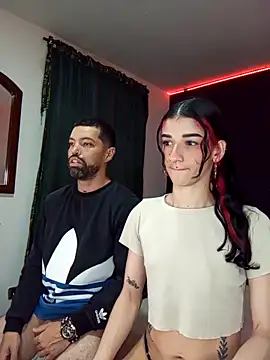 Snapshot of ingrid_zese_ chatting on November 28, 2025, 4:34 am ingrid zese online show from November 28, 2025, 4:34 am