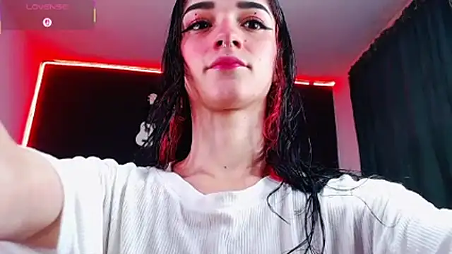 Snapshot of ingrid_zese_ chatting on December 14, 2025, 7:30 pm ingrid zese online show from December 14, 2025, 7:30 pm