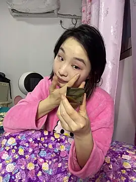 Snapshot of Y2Luvk chatting on February 11, 2026, 6:30 pm Y2Luvk online show from February 11, 2026, 6:30 pm