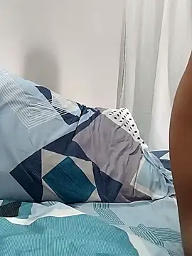 hoteder online show from April 18, 2026, 10:32 pm