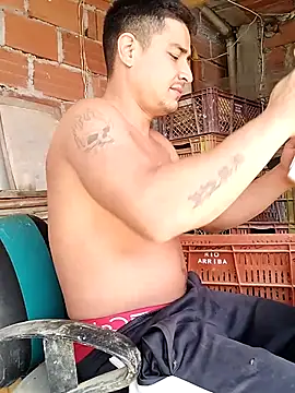 hoteder online show from October 3, 2025, 2:40 pm