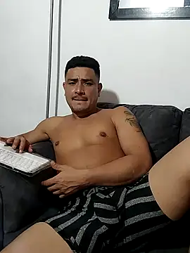 hoteder online show from October 5, 2025, 2:02 am