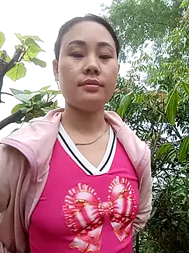 Ruaiuoi online show from April 19, 2026, 2:12 am