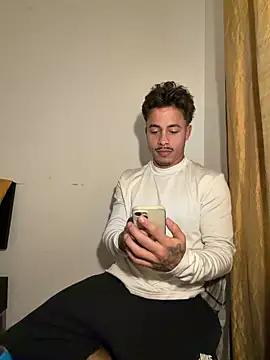 Snapshot of playboy_Alex chatting on February 3, 2026, 8:41 am playboy Alex online show from February 3, 2026, 8:41 am