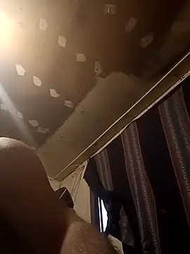 lucho2328 online show from November 1, 2025, 11:31 pm