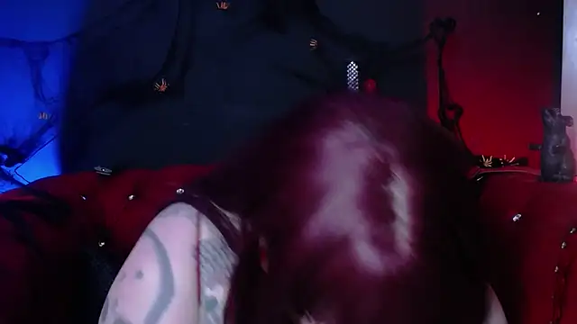 Venus Rock online show from October 26, 2025, 3:51 am