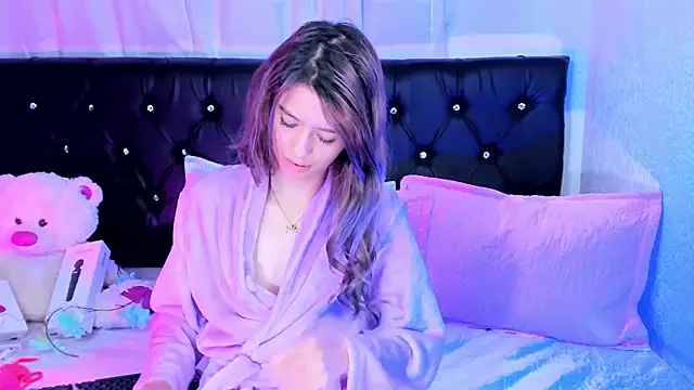 Snapshot of Sofiia_cute_ chatting on November 21, 2025, 3:49 am Sofiia cute online show from November 21, 2025, 3:49 am