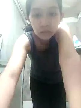 Snapshot of Sweet-Beerry chatting on April 23, 2026, 6:42 am Sweet-Beerry online show from April 23, 2026, 6:42 am