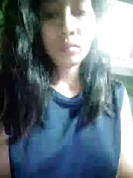 Snapshot of Sweet-Beerry chatting on April 15, 2026, 6:23 pm Sweet-Beerry online show from April 15, 2026, 6:23 pm