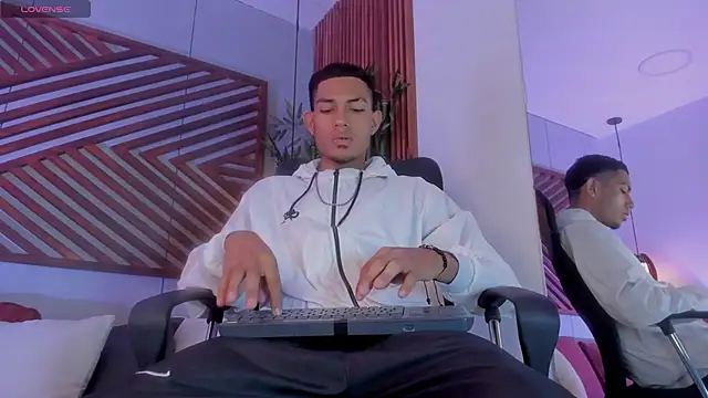 Snapshot of Adonis_WB chatting on September 16, 2025, 7:48 pm Adonis WB online show from September 16, 2025, 7:48 pm