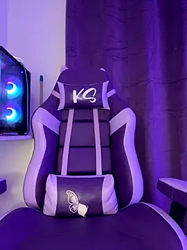 Snapshot of AlessiaSmith11 chatting on November 7, 2025, 3:00 am AlessiaSmith11 online show from November 7, 2025, 3:00 am