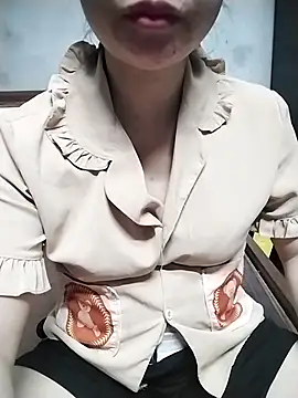 Mie rose online show from March 29, 2026, 2:52 pm