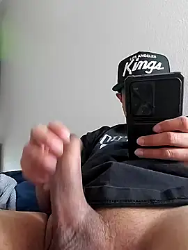 Caramelcumm0093 online show from November 26, 2025, 2:33 am