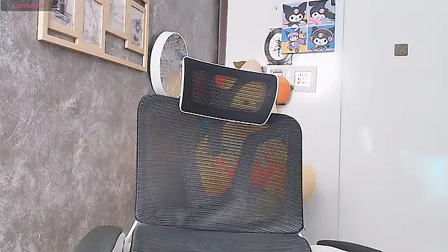 Snapshot of Mika_Kasumi chatting on October 3, 2025, 4:14 am Mika Kasumi online show from October 3, 2025, 4:14 am