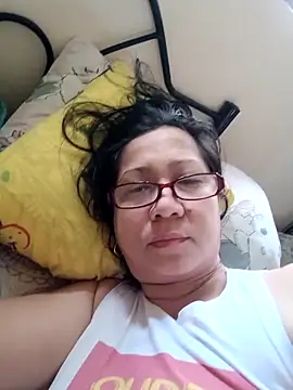 Snapshot of HotAsianDish chatting on September 10, 2025, 3:05 am HotAsianDish online show from September 10, 2025, 3:05 am
