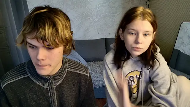 Snapshot of Bonnie_And_C1yde chatting on April 29, 2026, 5:22 am Bonnie And C1yde online show from April 29, 2026, 5:22 am