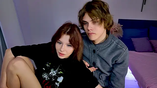 Snapshot of Bonnie_And_C1yde chatting on November 24, 2025, 5:13 pm Bonnie And C1yde online show from November 24, 2025, 5:13 pm