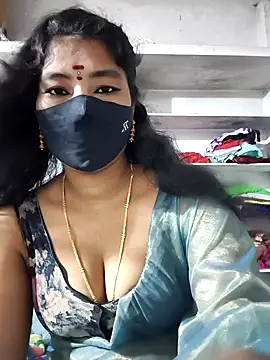 Snapshot of srav43 chatting on September 14, 2025, 6:08 pm srav43 online show from September 14, 2025, 6:08 pm