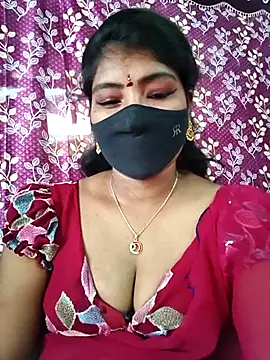 Snapshot of srav43 chatting on December 4, 2025, 8:35 am srav43 online show from December 4, 2025, 8:35 am