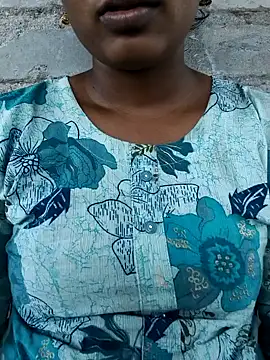 Snapshot of srav43 chatting on September 29, 2025, 5:03 am srav43 online show from September 29, 2025, 5:03 am