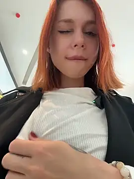 RosieSecret online show from April 27, 2026, 8:12 am