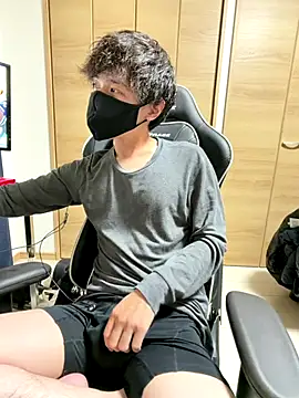 jiji9253 online show from January 6, 2026, 11:47 am