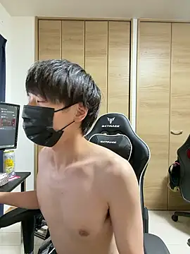 jiji9253 online show from April 21, 2026, 12:23 pm