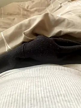 BimannSuedlaender online show from November 7, 2025, 9:36 am