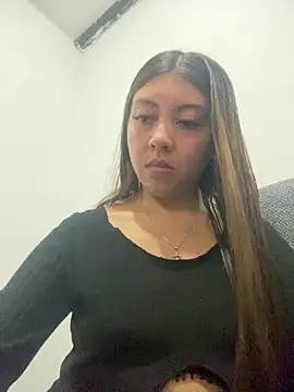 Sara-cooper2 online show from February 22, 2026, 10:33 pm